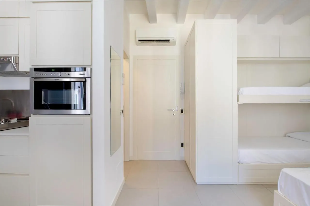 Tre Marchetti Arena Suites Verona 0*,  Italy